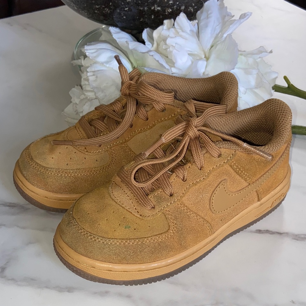 Nike Air Force 1 LV8 3 Sneaker Toddler Golden Wheat BQ5487-700 SZ 10C